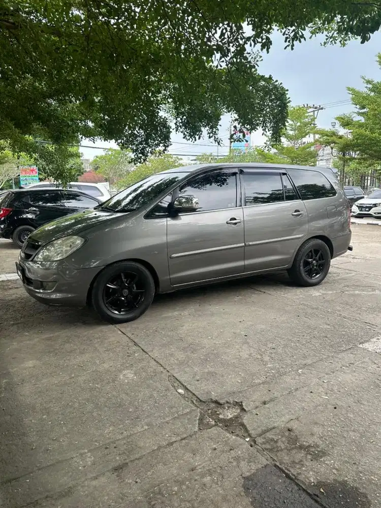 Kijang innova 2008 matic