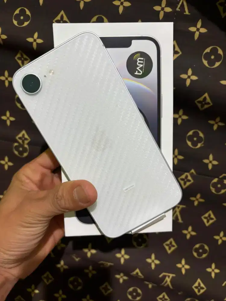 iPhone 16e 128gb