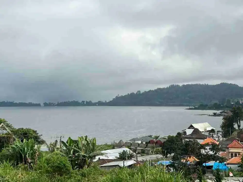 jual tanah Luas kecil view danau cantik di tabanan bali