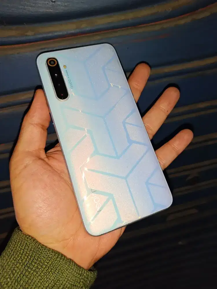 Realme xt 8/128 unit only 100% halal