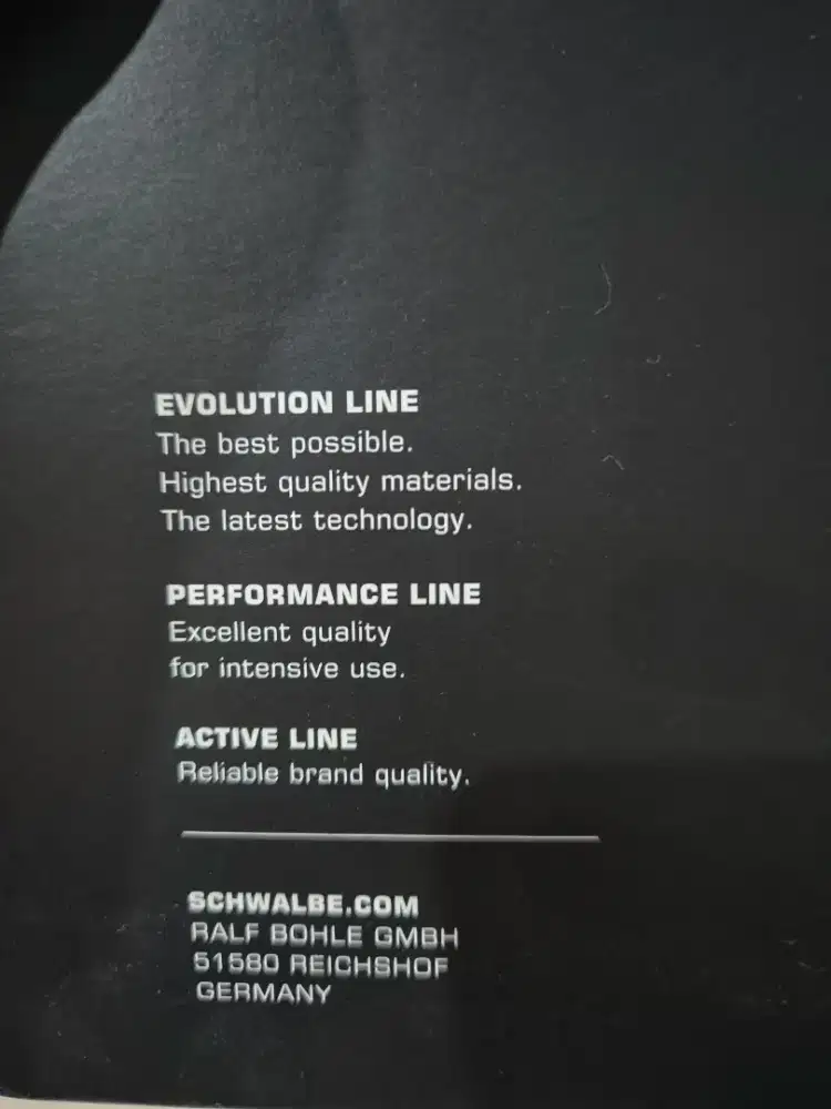 Tire one skinwall Schwalbe
