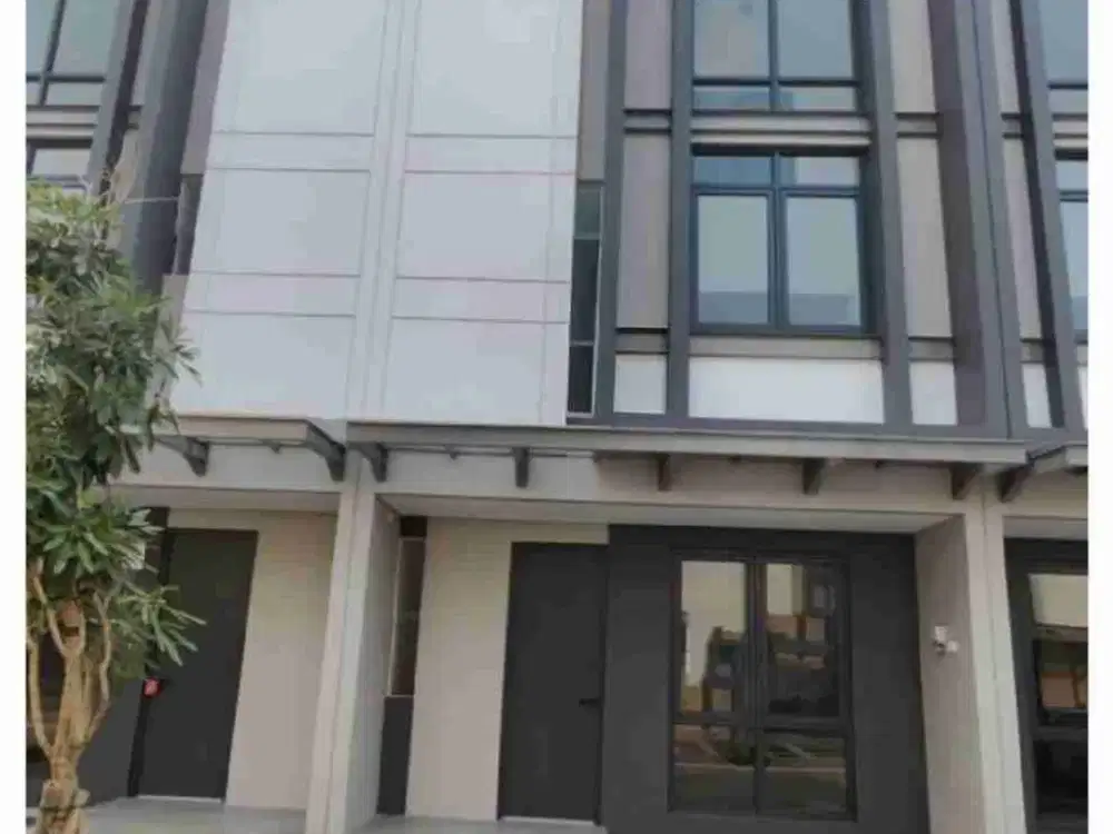 Dijual atau Disewa Cepat Ruko De  Latinos Business District BSD Ada Void dan Mezzanine