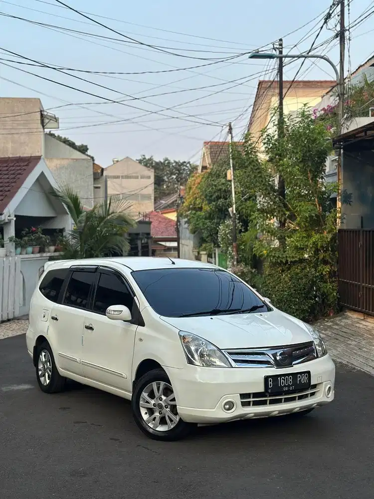 Grand Livina 1.5 Ultimate Matic 2012 Rawatan