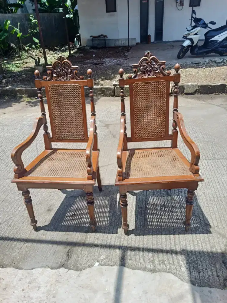 Kursi Kanjengan Jati Antik