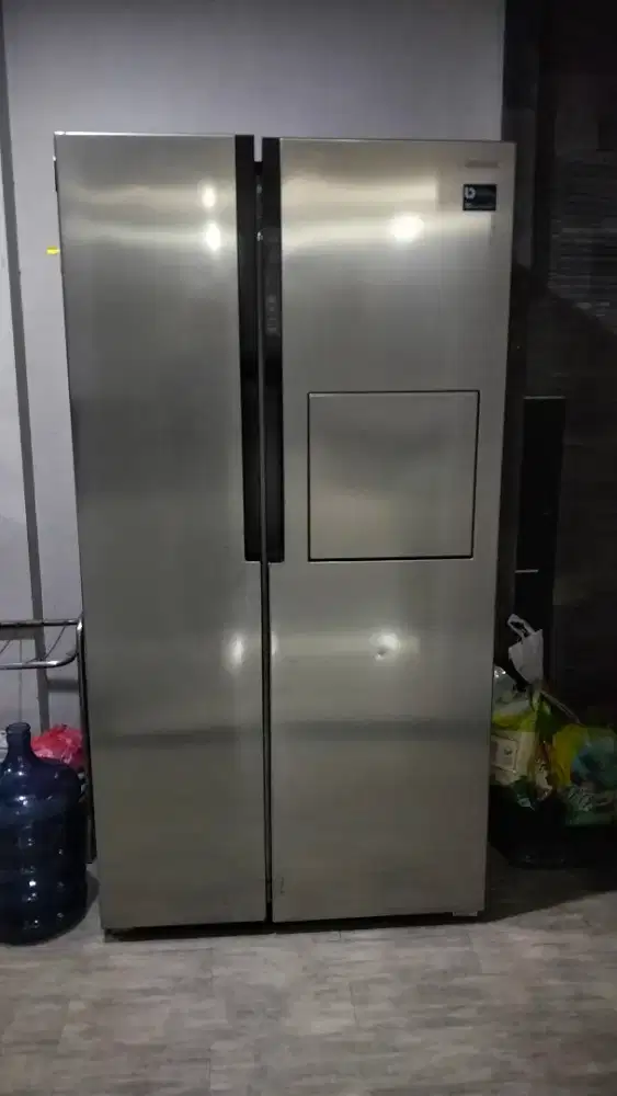 Lemari es samsung