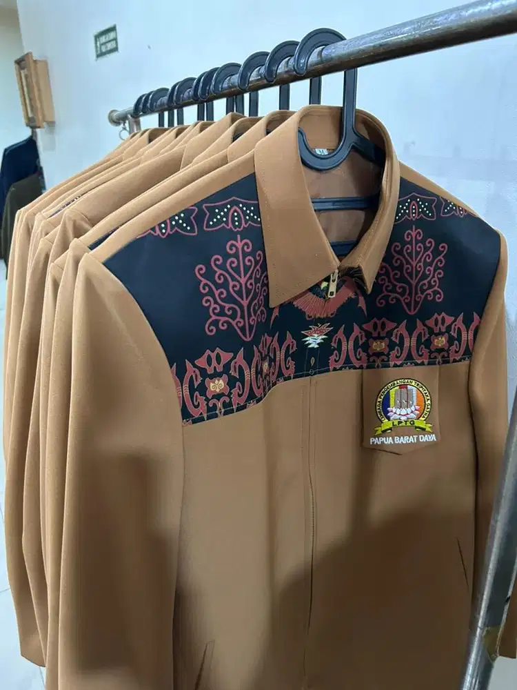 Di cari tukang jahit jas blazer