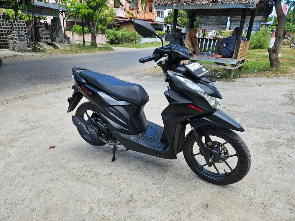 Di jual honda beat tahun 2023