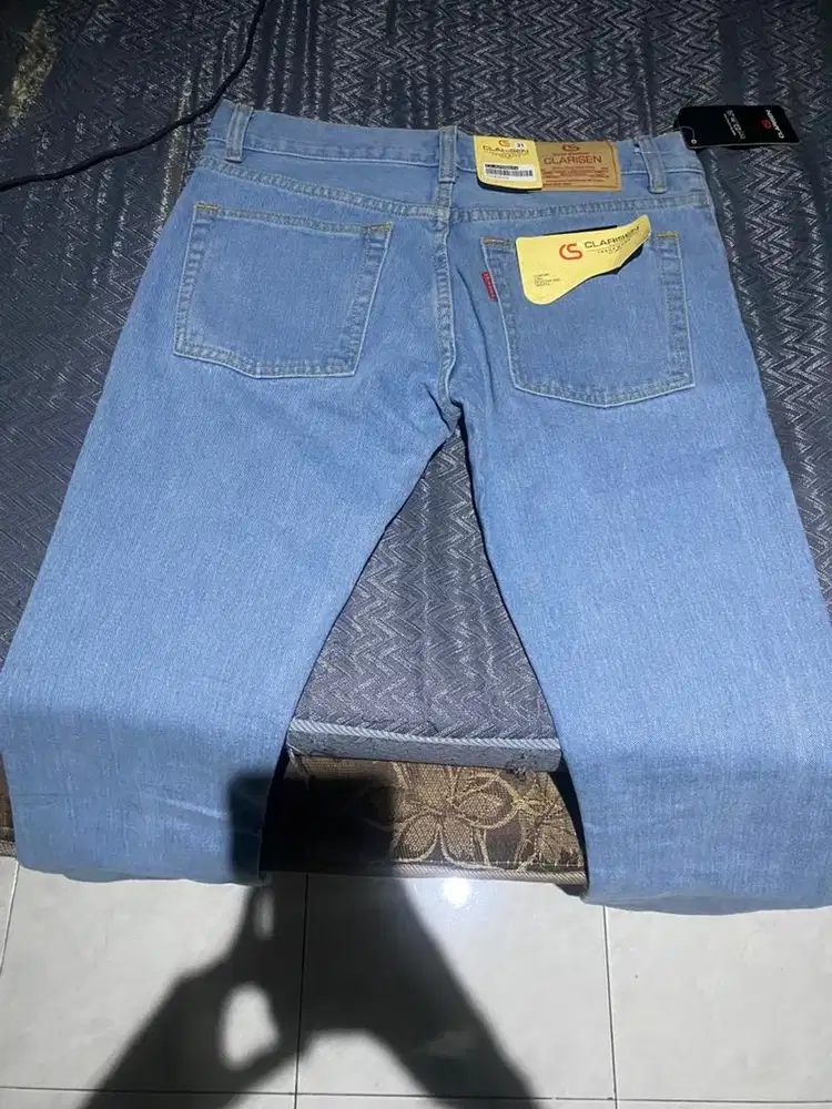 Celana Clarisen Pria bootcut warna blue size 31