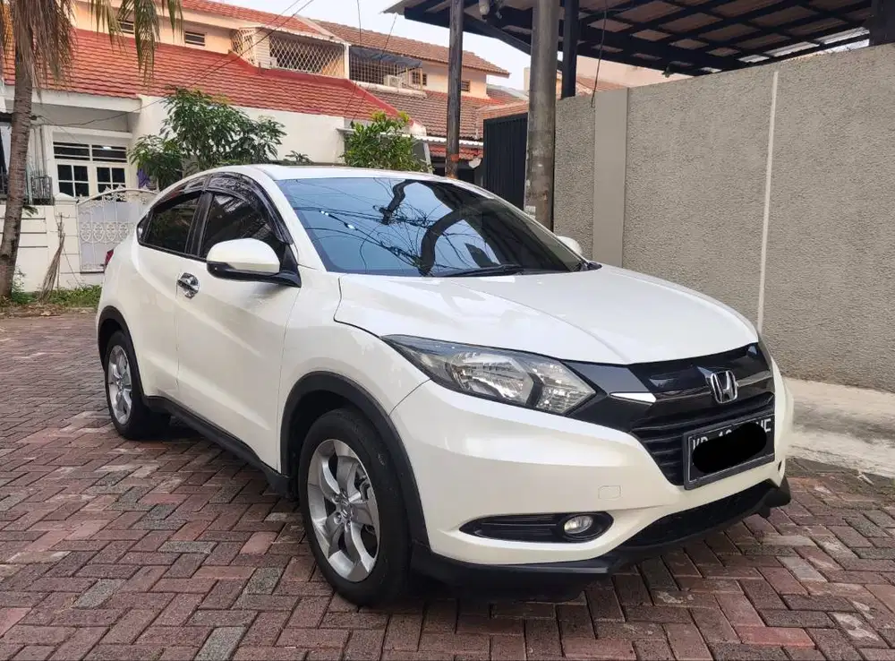 Honda Hrv 1.5 E Cvt Keyless AT 2018 Putih mutiara terawat