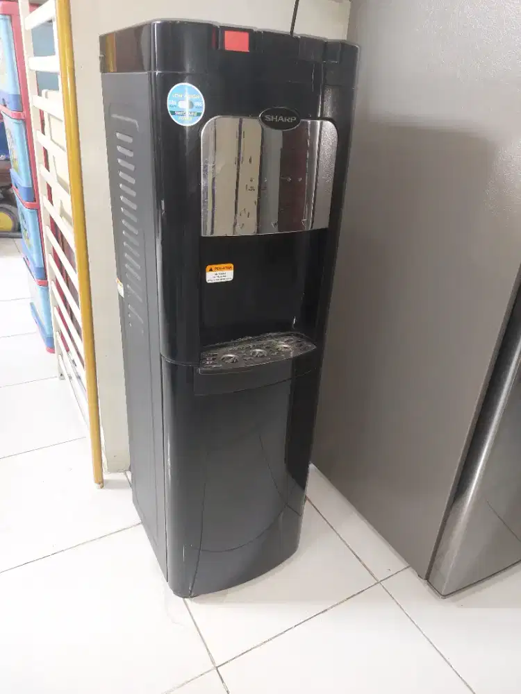 SHARP DISPENSER