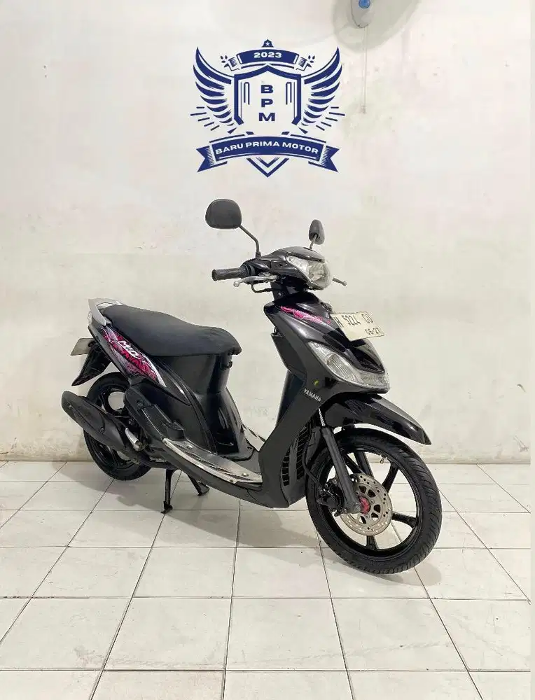 Mio smile 2012 hitam