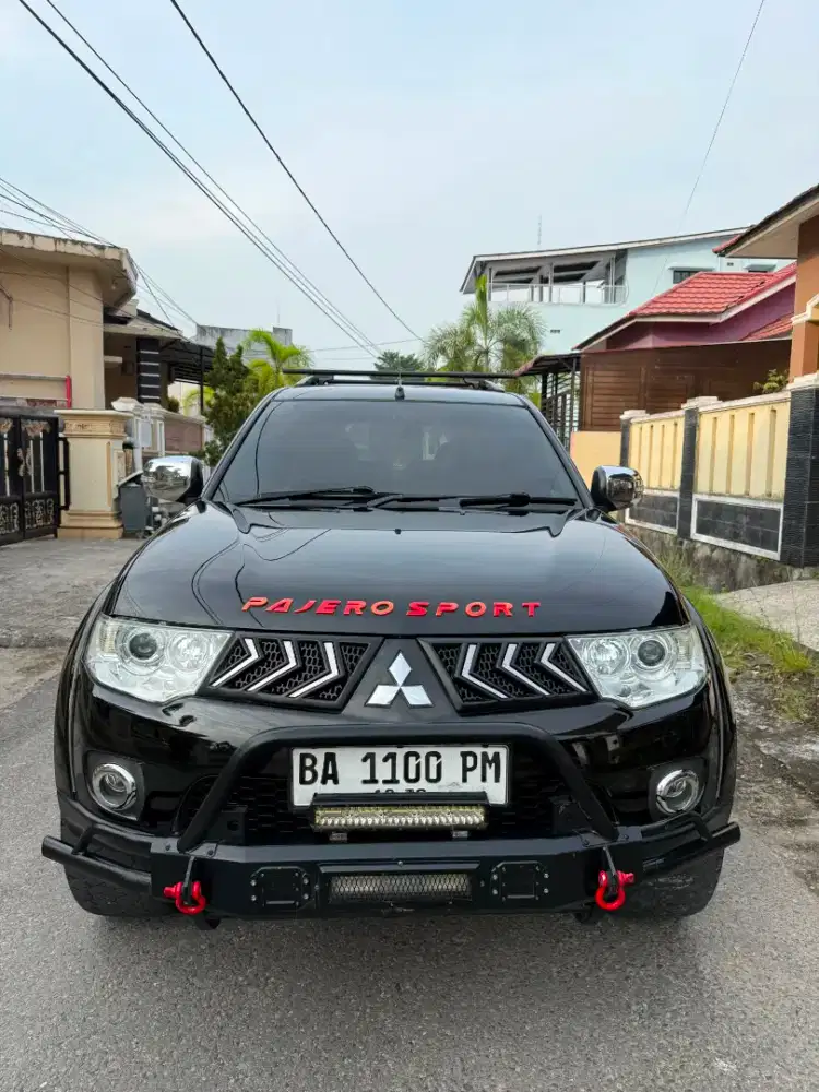Pajero exceed 2012 matic solar