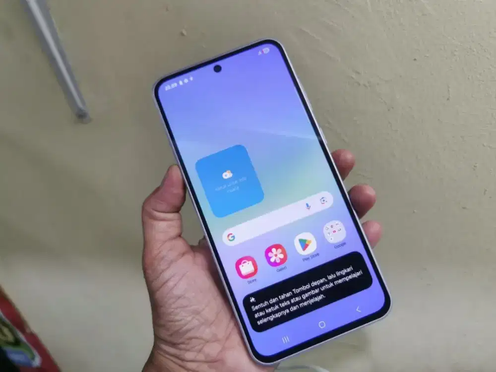 Samsung A36 5G
Ram 8/256