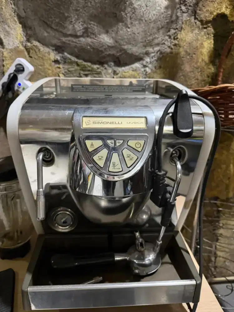 Mesin Kopi Simonelli Musica