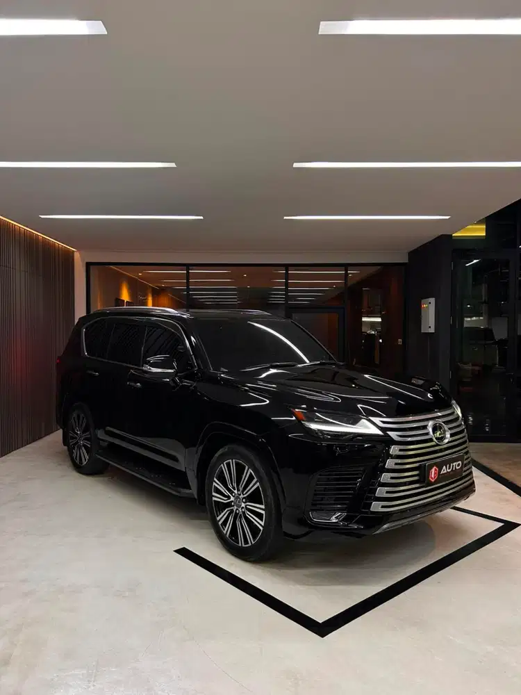 Lexus LX600 AT 7-Seater 2025 Hitam Km17rb Nik 2024 B1774WJI