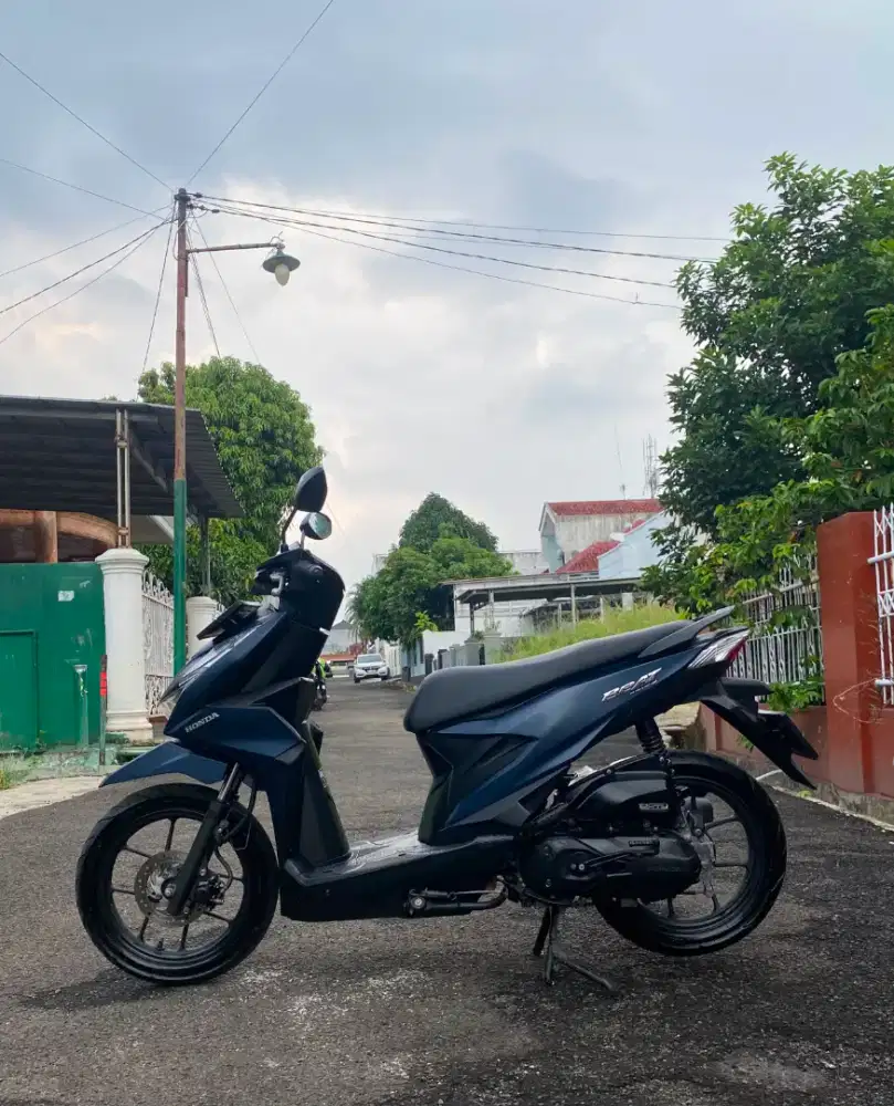 HONDA BEAT CBS ISS DELUXE 2023 KOTAMADYA LOW KM RECORD DEALER