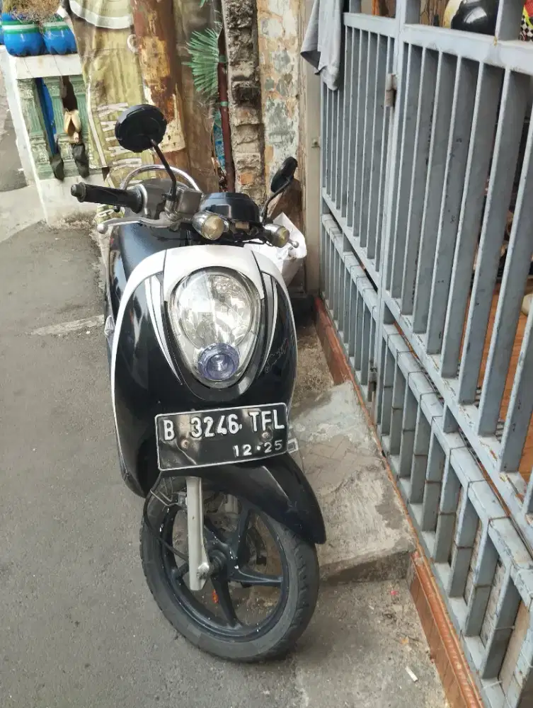 Jual scoopy 2010 Karbu
