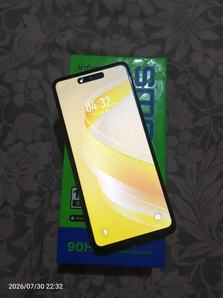 Infinix smart 8 4/128