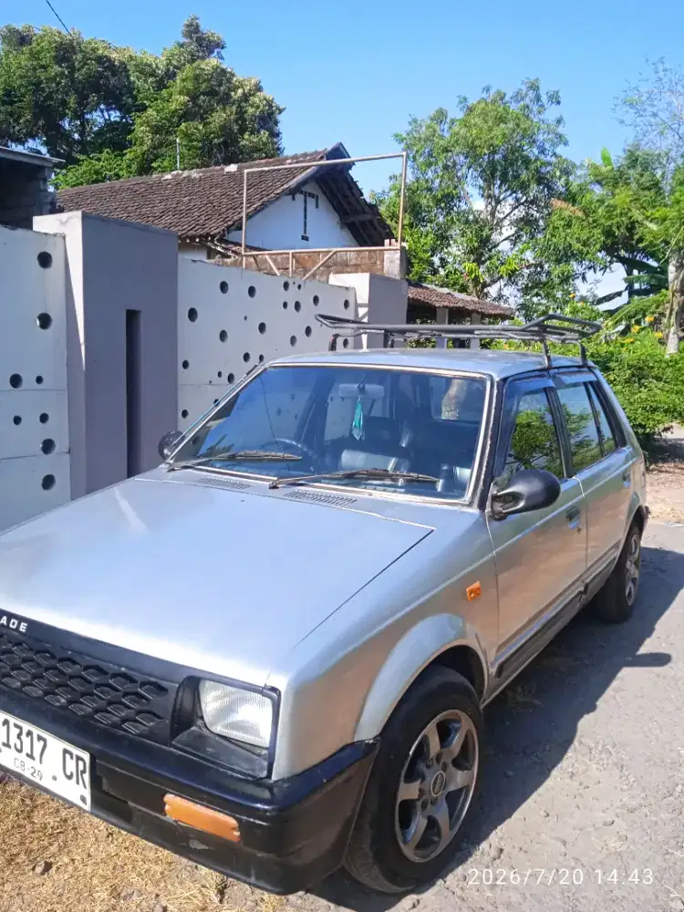 Daihatsu charade 85