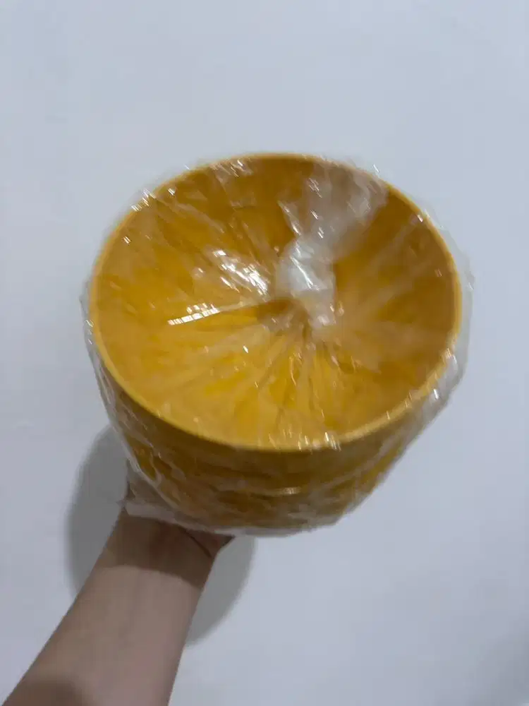 PIRING DAN MANGKOK PLASTIK