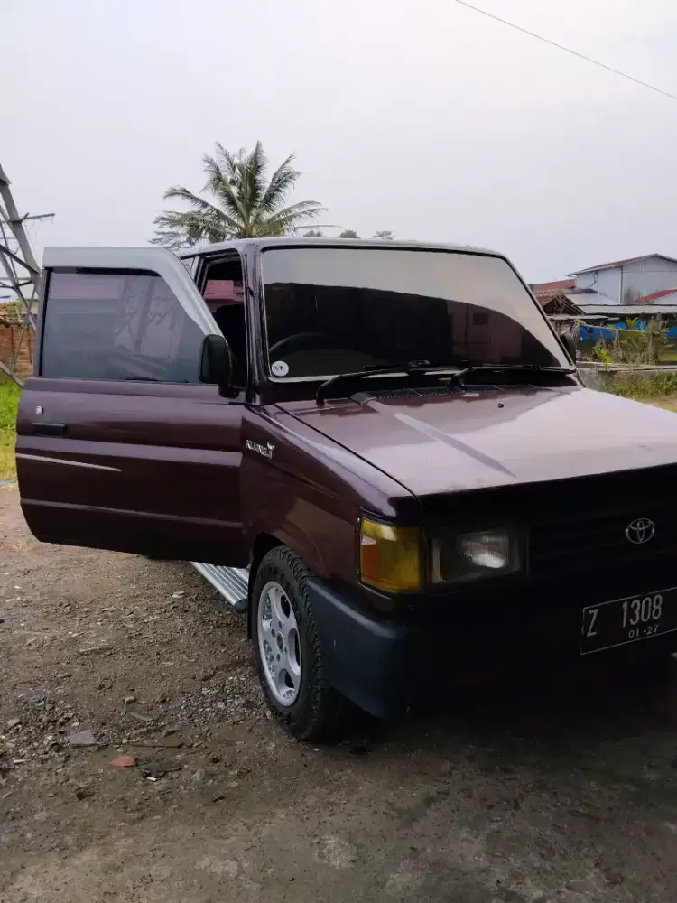 Kijang super deluxe 1994