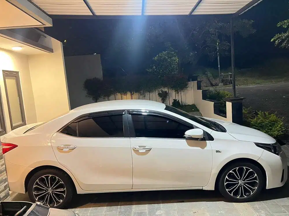 Toyota Corolla Altis 2014 Bensin