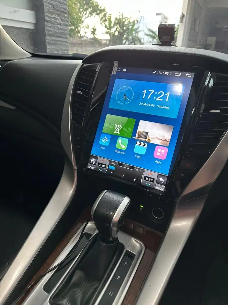 Headunit tesla Pajero Sport