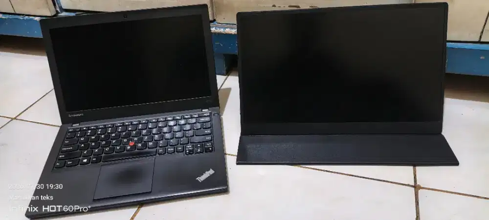 Leptop Lenovo x240 + tv portabel cabel HDMI carjer leptop
