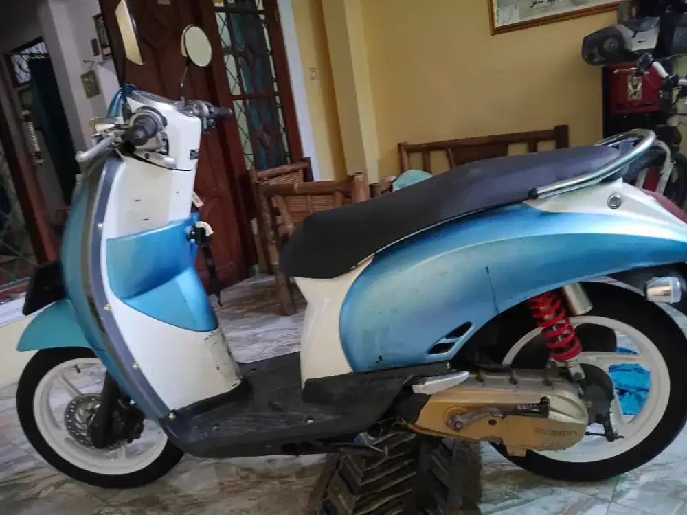 Honda scoopy 2012 mesin halus surat lengkap