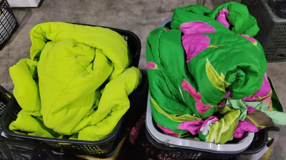 KARYAWAN LAUNDRY