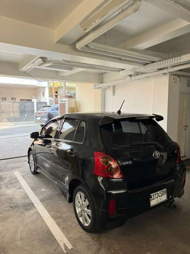 Toyota Yaris 2012 Bensin