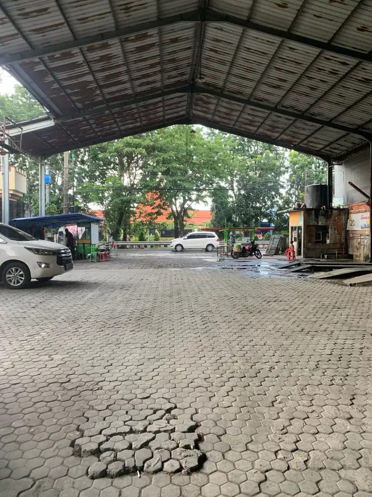 TURUN HARGA MURAH POL KOMERSIAL RAYA NGINDEN! LOKASI SUPER STRATEGIS!