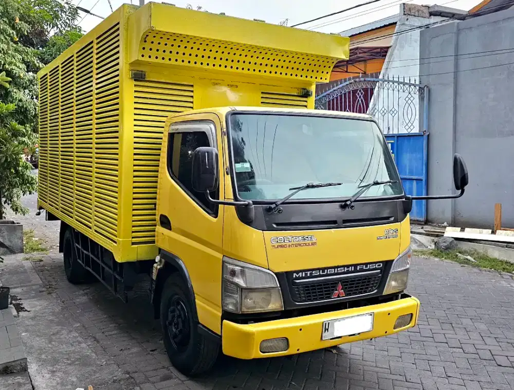 CANTER 110PS POWER STIR KABIN FUL ORI CAT KM Low MESIN SEHAT ISTIMEWA