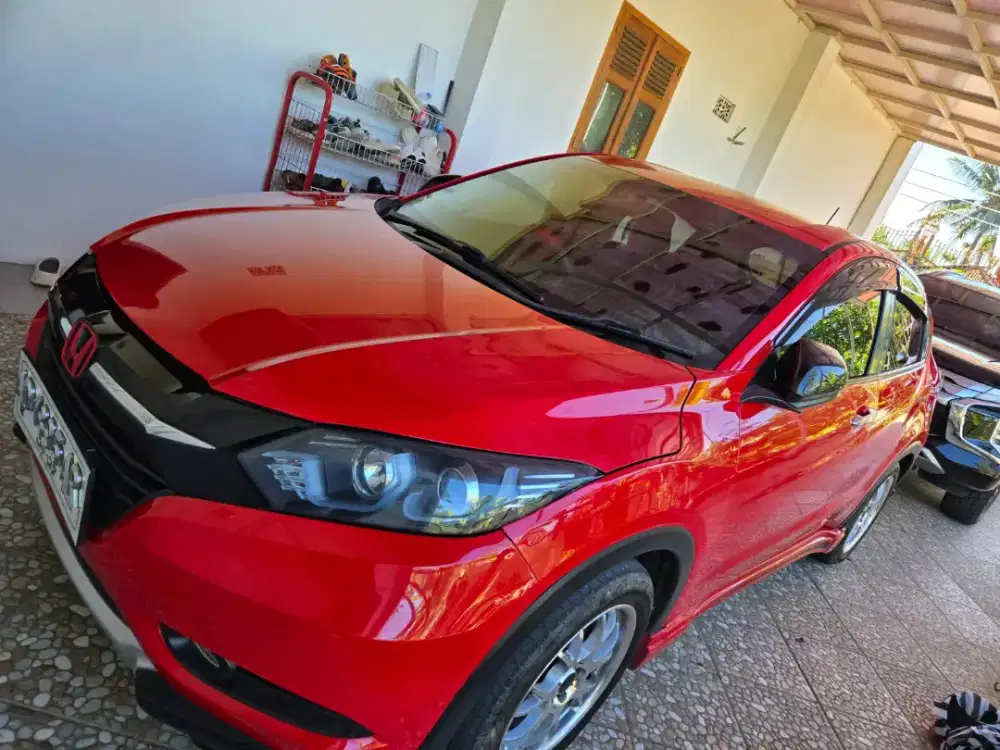 Dijual HRV 2016 merah