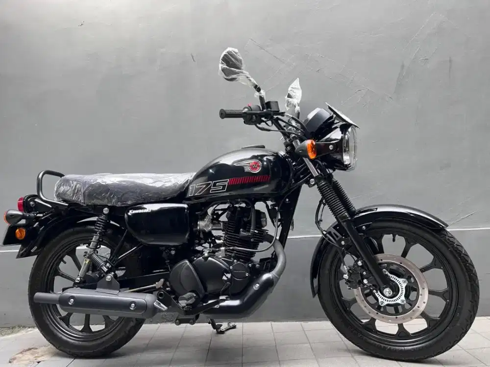 DIJUAL CEPAT !! KAWASAKI W175 STREET ABS INJEKSI TAHUN 2026 LIKE NEW