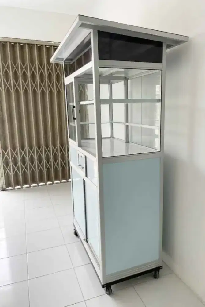 Gerobak etalase