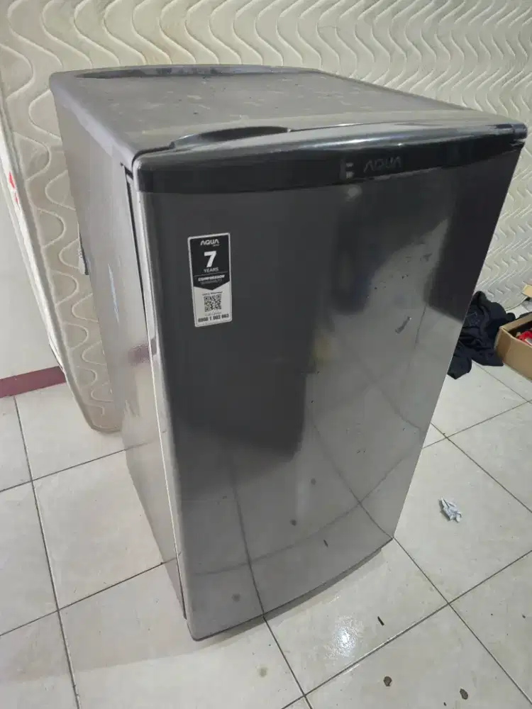 freezer 4 rak aqua