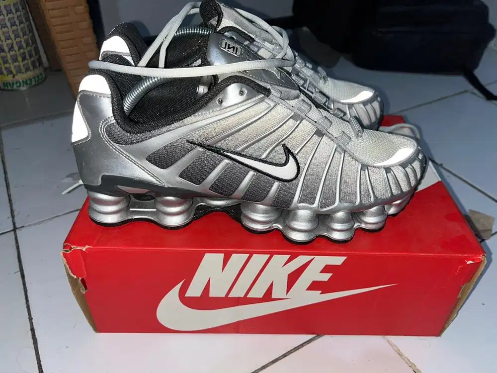 NIKE SHOX TL METALIC SILVER