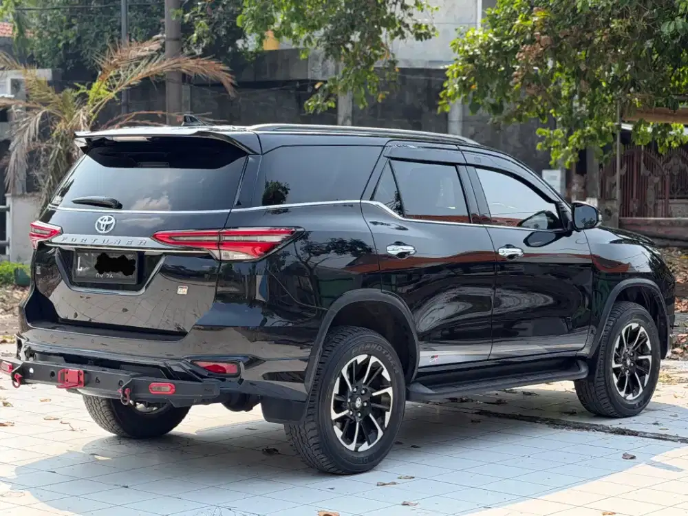 Toyota Fortuner VRZ GR 2.4 AT 2021