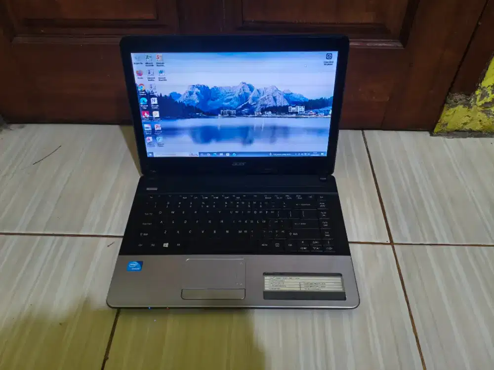 Laptop Acer Aspire E1-431 Ram 4gb SSD 128gb Celeron Siap pakai