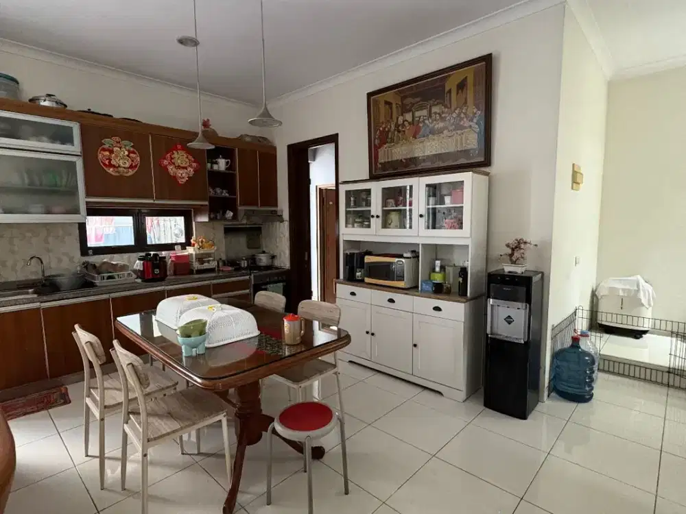 DIJUAL Rumah Siap Huni sudah renov Di The Avani