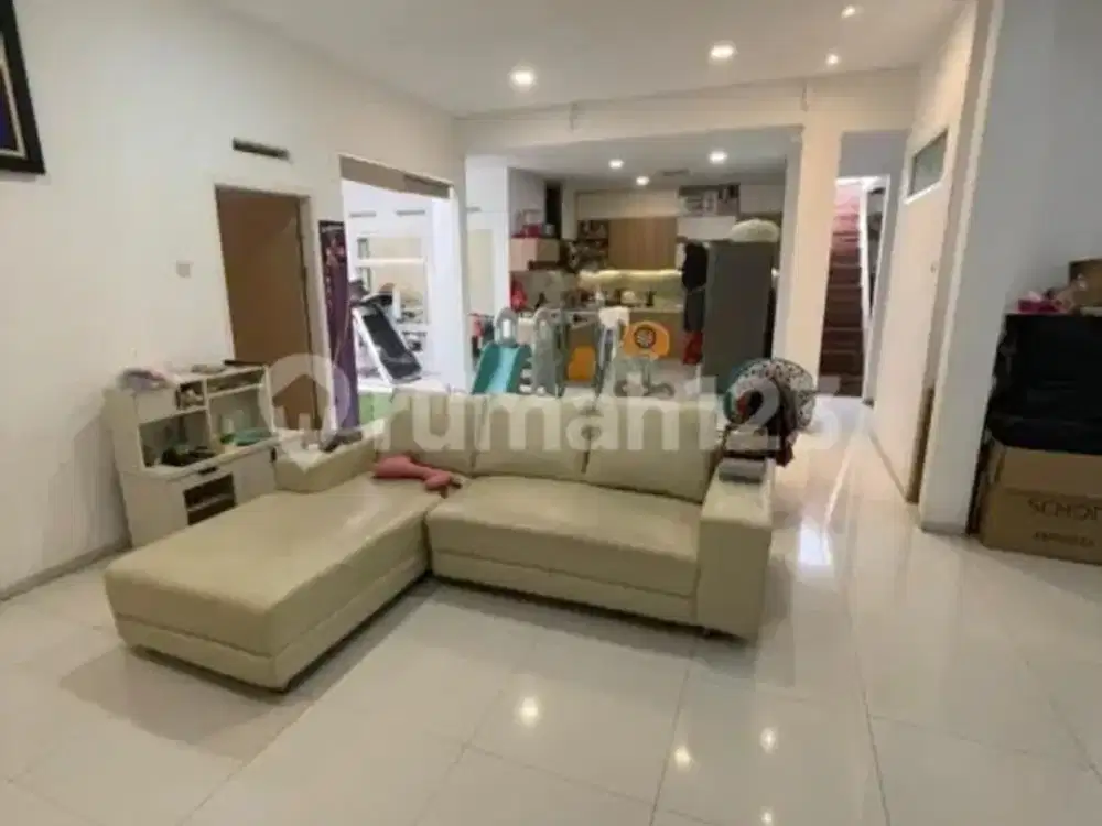 Rumah Cihampelas Dekat Pajajaran, Cicendo Bandung