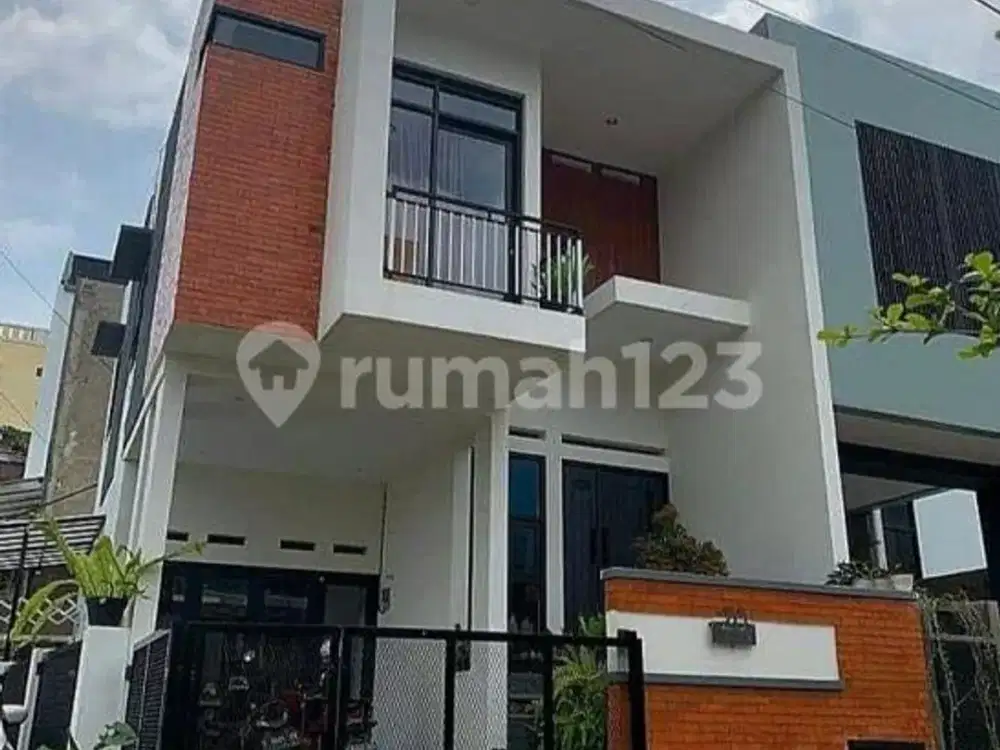 Rumah Cimenteng Dekat Karyabakti Cimahi Utara