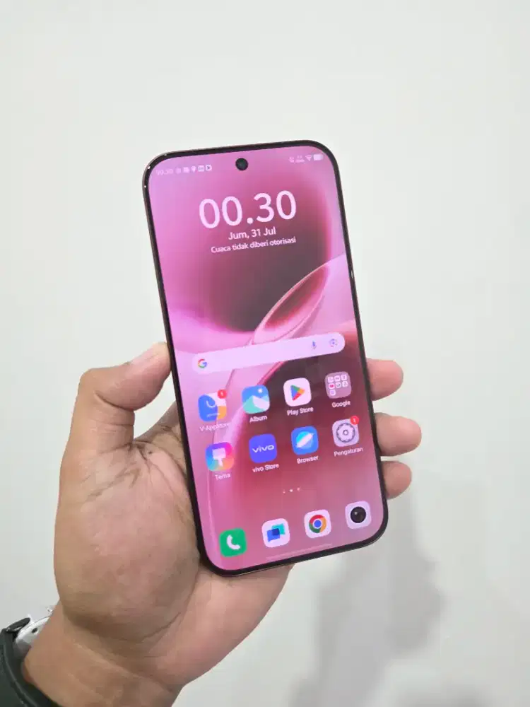 Vivo V70 5G 12/256