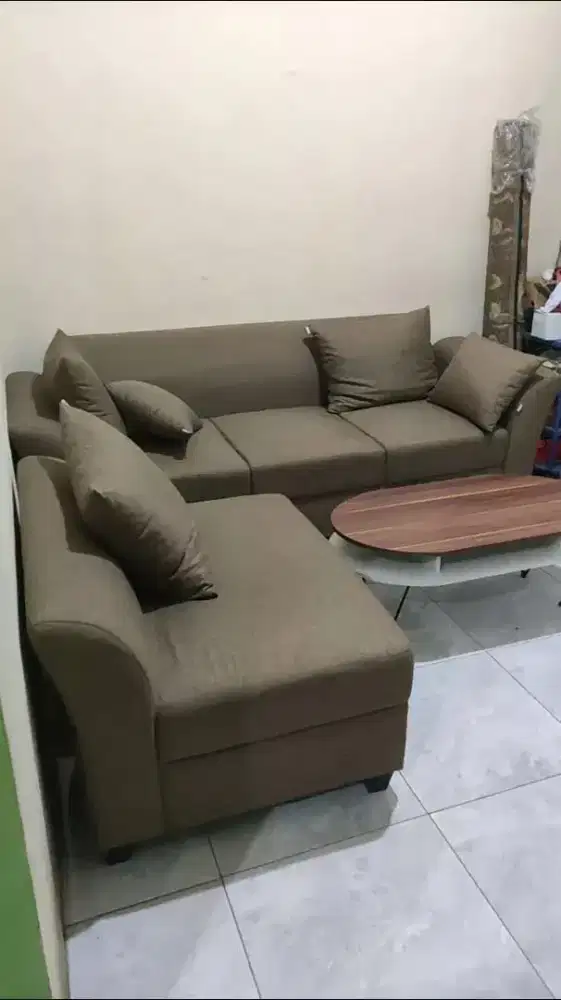 Sofa minimalis L