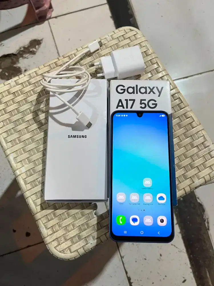 Samsung A17 5g 8+8/256 GB