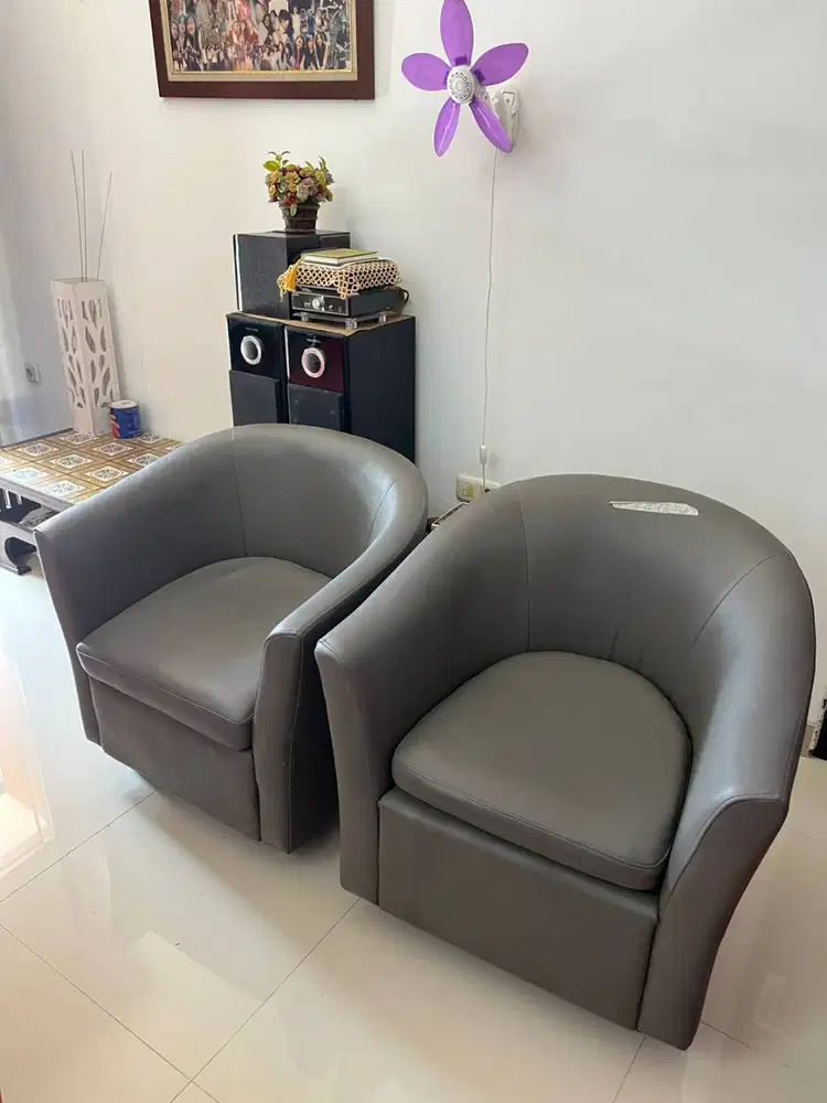 Dijual Satu Set Sofa Murah Kondisi Sangat Layak