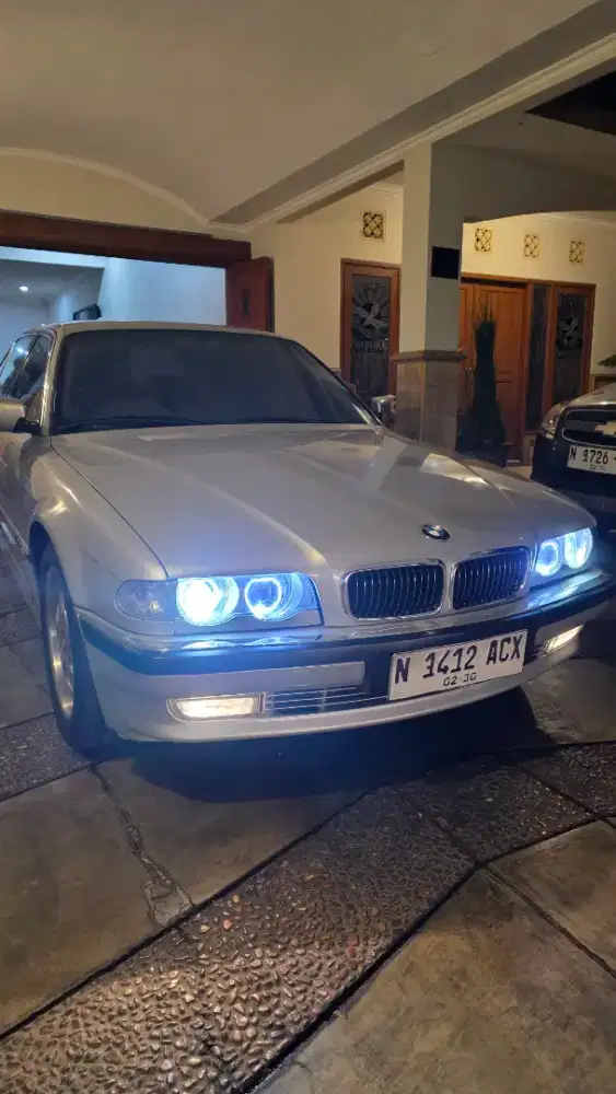 BMW 735iL E38 1997 M62B35 Daily Drive. Single owner for 21 years