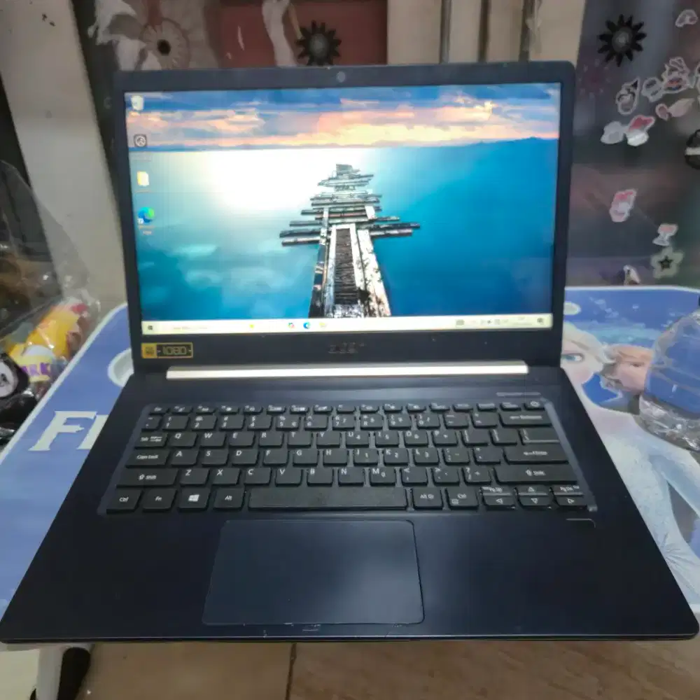 Laptop Acer Swift SF314-52T Super Slim