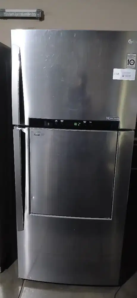 Lemari es jumbo inverter